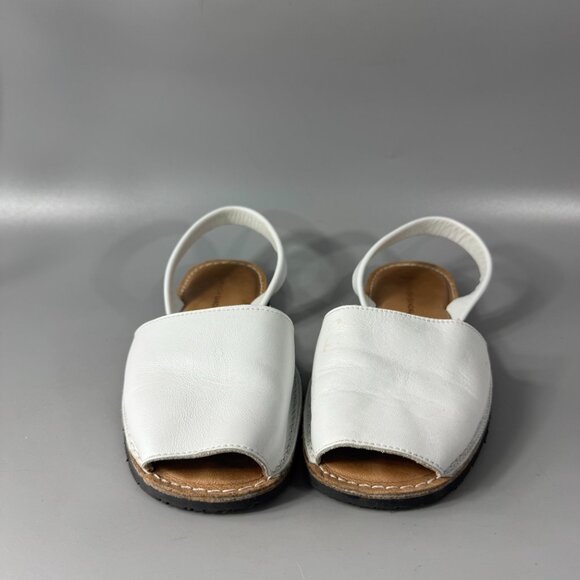 Spanish Sandal Co. Classic White Sandals, Size 40 (US 9.5) - Picture 4 of 14
